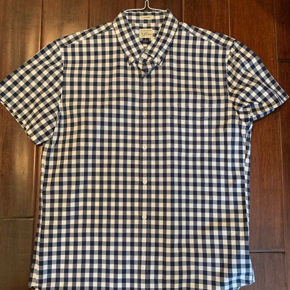 J Crew Secret Wash in Short Sleeve Navy Gingham - Picture 2 of 3
